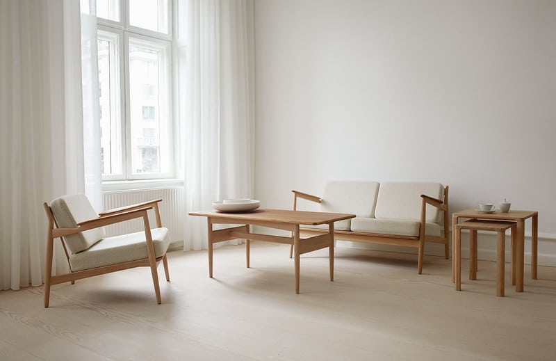 Kontormøbler-Magnus-Olesen-Freya-coffee-table-Model-107-BOTIUM-loungeindretning-2